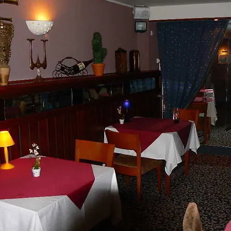 塔赫托尼酒店 酒店 塔林